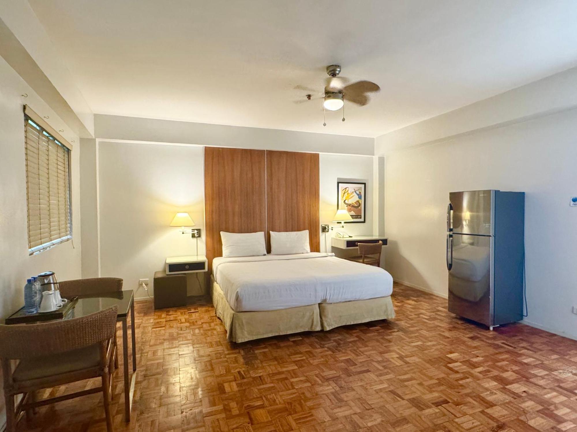 The Clipper House, Poblacion Makati Manila Kültér fotó